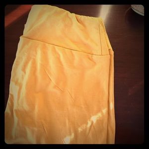 LuLaRoe OS Leggings - Mustard Yellow